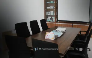 Factory Meeting Room 1 meeting_2_ca0b2_1233_210_2